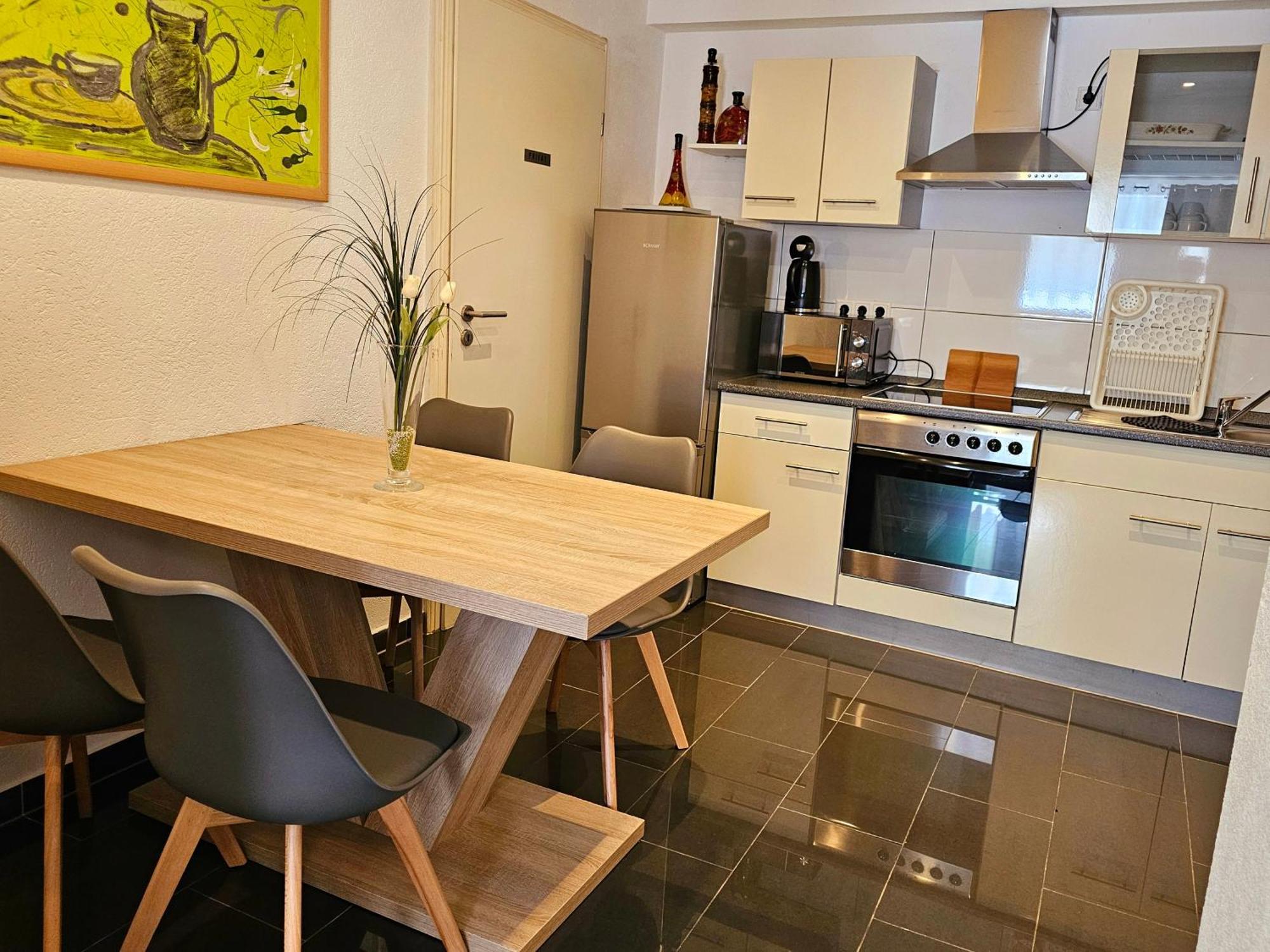 Gaesteappartement Viktoria Sinsheim Extérieur photo