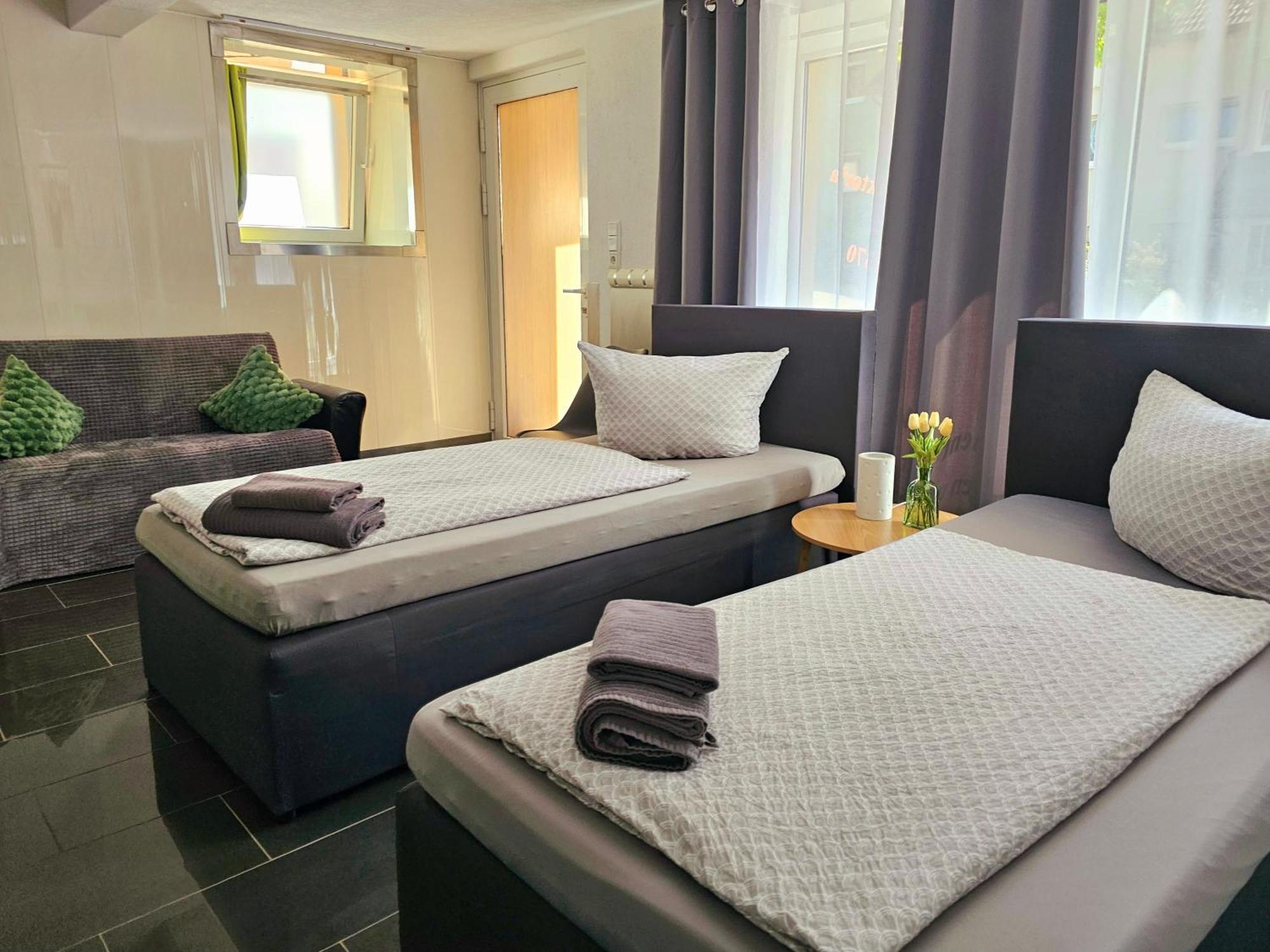 Gaesteappartement Viktoria Sinsheim Extérieur photo