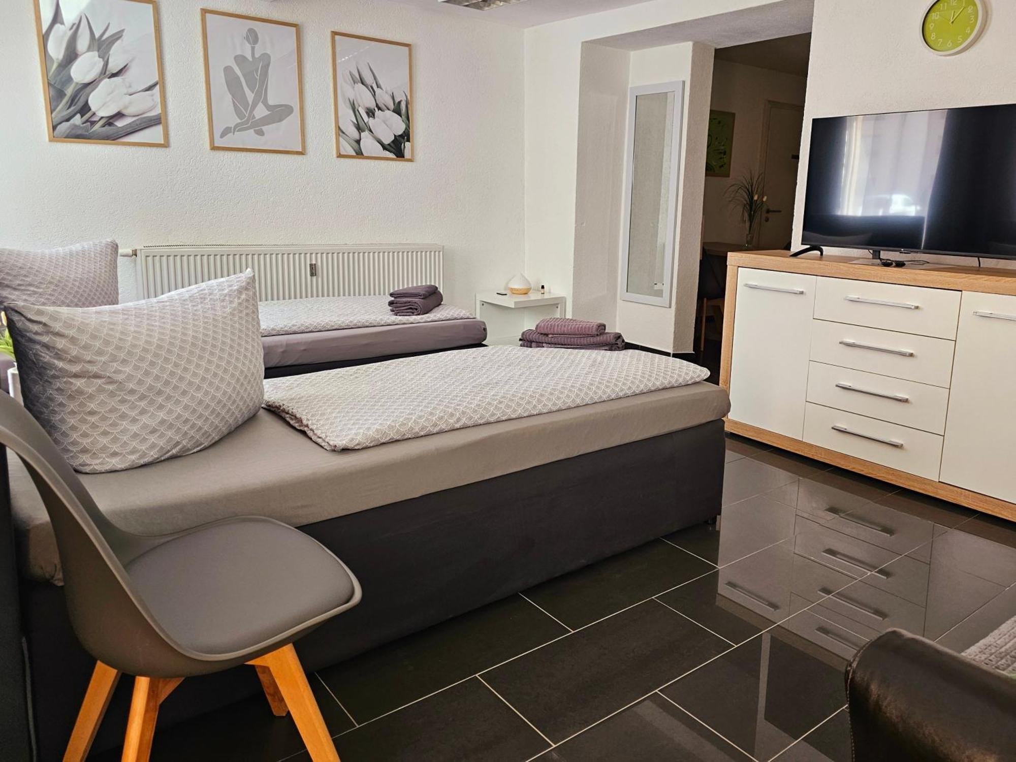 Gaesteappartement Viktoria Sinsheim Extérieur photo